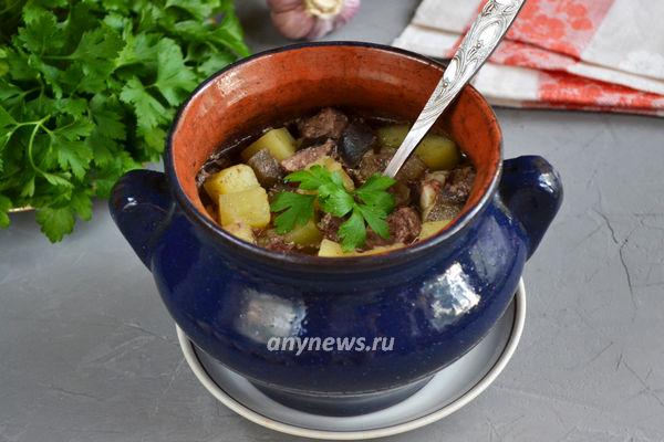 Свиная печень с картошкой в духовке