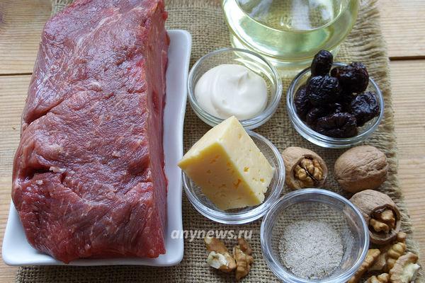 Рулет из оленины с черносливом и грецкими орехами рецепт – Русская кухня: Основные блюда. «Еда»