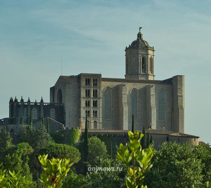 Что посмотреть в Жироне за один день - Кафедральный собор Жироны