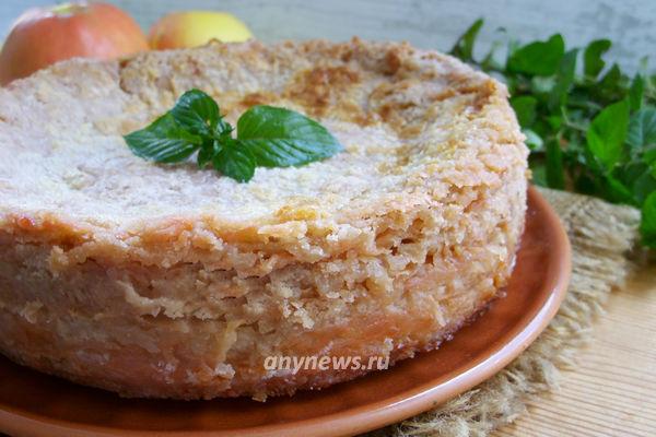 Домашний насыпной пирог с яблоками Три стакана