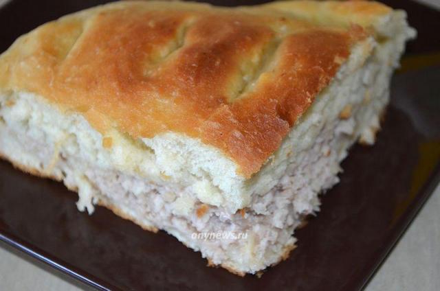 Пирог с мясом и картошкой из дрожжевого теста в духовке рецепт с фото домашних условиях