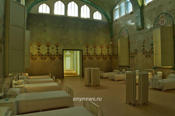 Госпиталь Сан-Пау в Барселоне - фотографии внутренних помещений