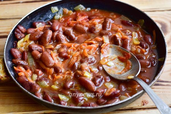 Фасоль тушеная с овощами на сковороде - тушим на сковороде