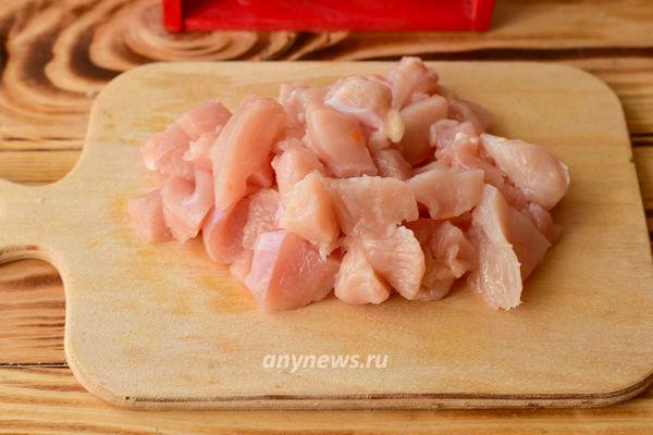 Запеканка из макарон с мясом и сыром - подготовить мясо