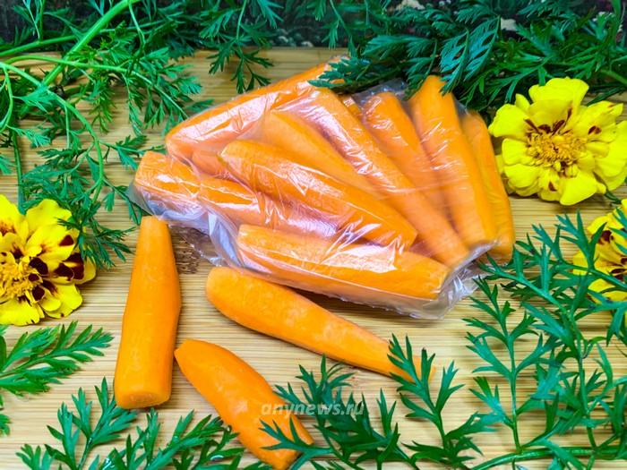 Как заморозить целую морковь на зиму в морозилке 