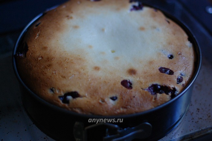 цветаевский пирог с черникой в сметанной заливке выпекается в духовке 1 час