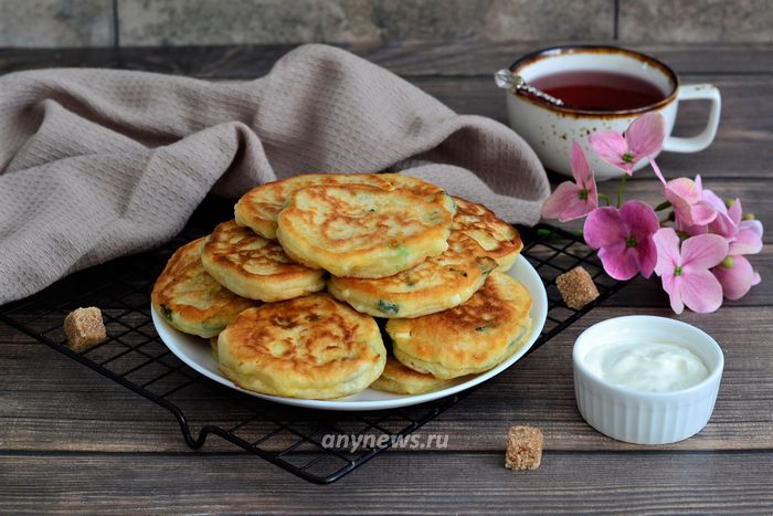 Ленивые пирожки с начинкой лук и яйцо