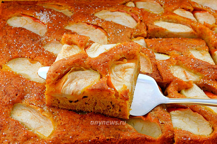 Домашний пирог с тыквой и яблоками - рецепт