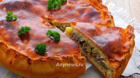 Пирог со свининой и картошкой