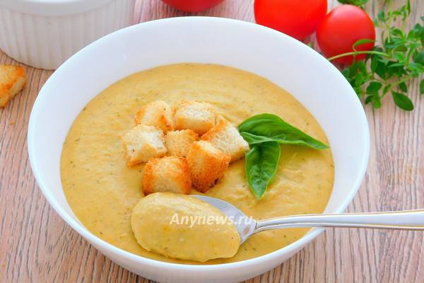 Суп-пюре с кабачком и картофелем