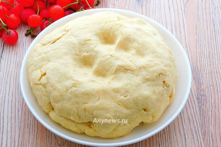 Тесто для торта Монастырская изба с вишней