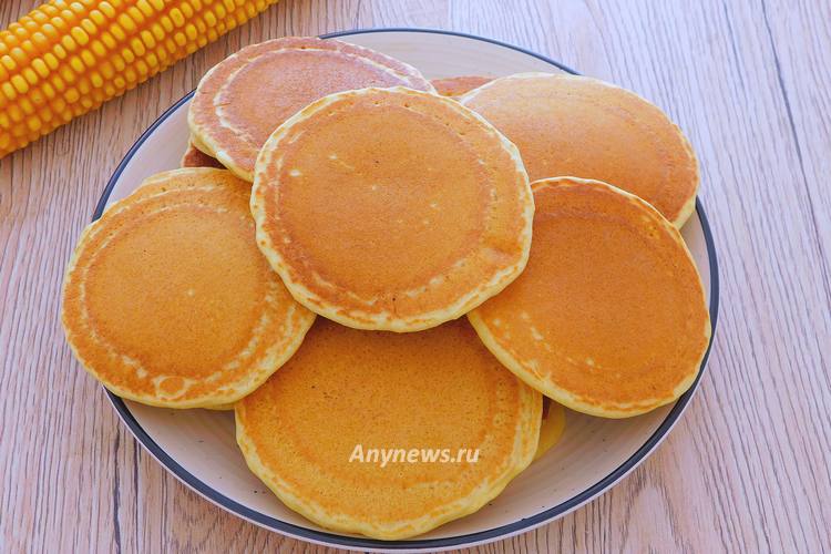 Кукурузные панкейки на сковороде 