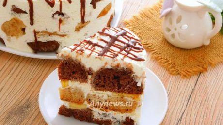 Торт из пряников с бананами и сметаной