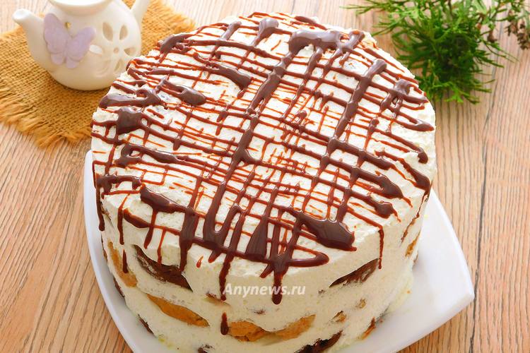 Домашний торт из пряников с бананами и сметаной без выпечки