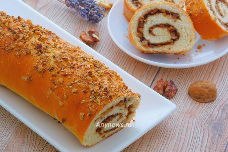 Рулет с грецкими орехами - рецепт