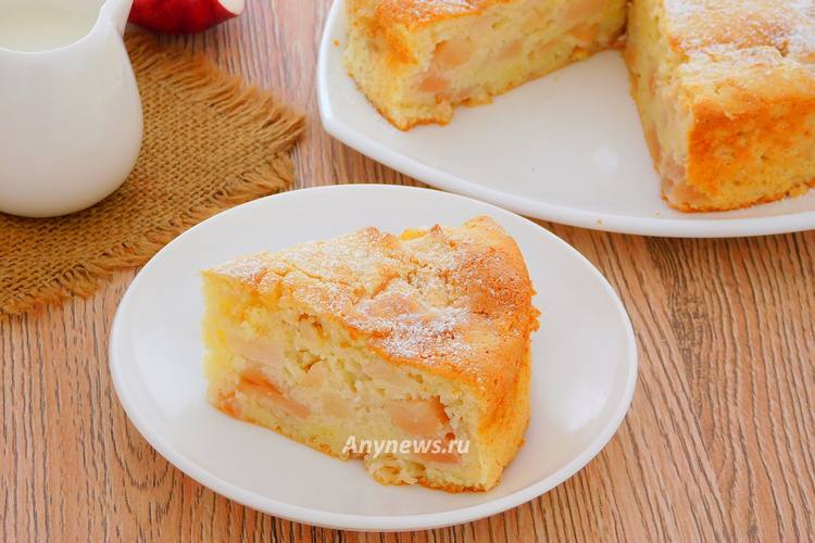 Яблочный пудинг с манкой - рецепт