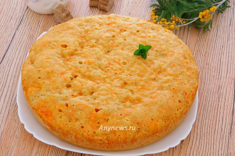 Простой морковный пирог в мультиварке