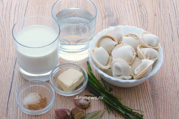 Пельмени в сливочном соусе на сковороде - ингредиенты