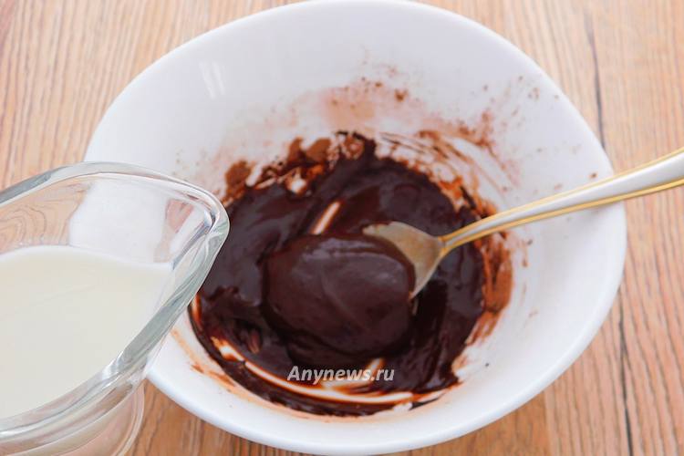 Перетереть содержимое миски до густой кашицы