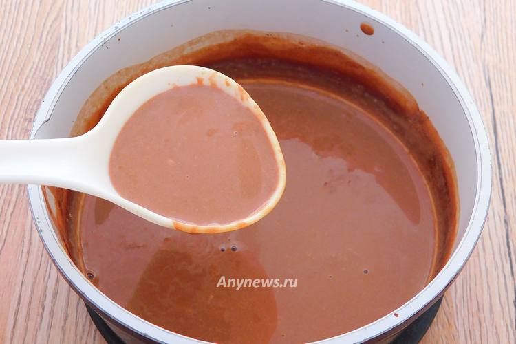 Дождаться повторного закипания шоколада