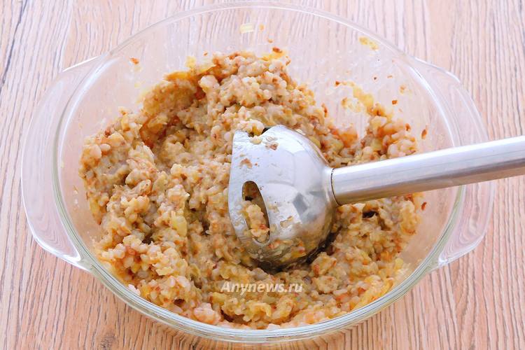 Пробить блендером содержимое миски