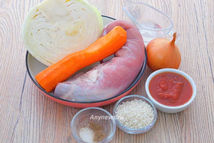 Тушеная капуста с рисом и мясом - ингредиенты