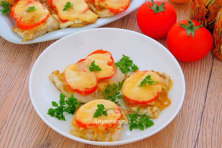 Рыба по-французски запеченная в духовке с помидорами